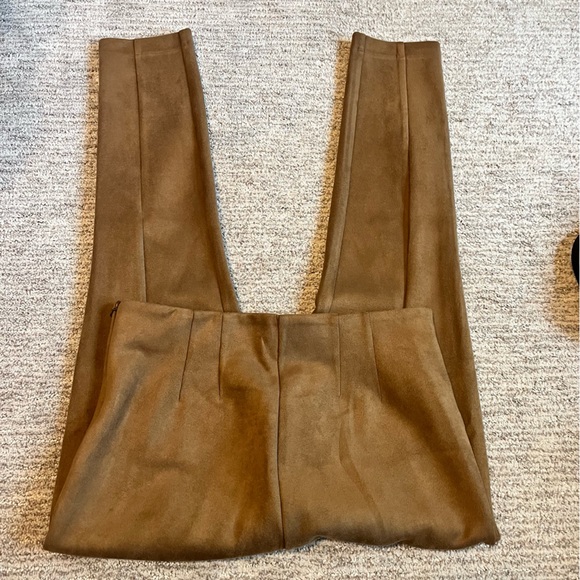 NWOT Loft Faux Suede Leggings - Picture 4 of 10